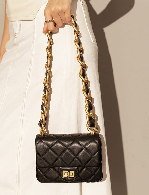 Women's Chunky Chain Leather Mini Bag