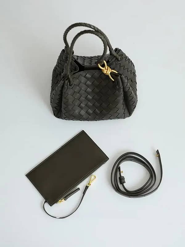 Women's Luxury Intricate Woven Leather Shoulder Bag